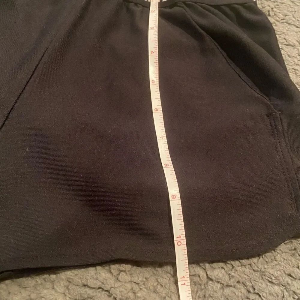 Under Armour Black Short W/Pockets Small Running - Picture 6 of 8